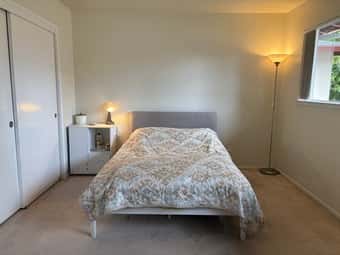 Sun-Drenched Master Suite in Menlo Park - Private Bath! 3