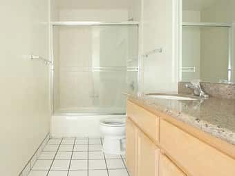 Spacious 1B Sublet starting July near Cal Ave, walkable to Stanford 1