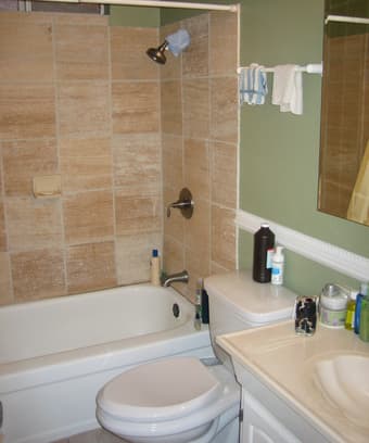 **ROOM FOR RENT w/PRIVATE BATH - AVAILABLE FEB 12th - In Milpitas 2