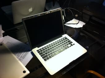 macbook pro - working, broken screen - $300 2