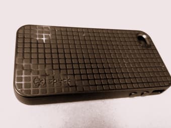 iPhone 4 case(Speck Pixelskin HD) 1