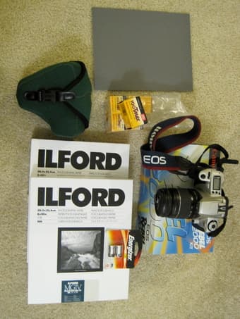 Canon EOS Rebel 2000 Camera Kit with tons of bonuses 2