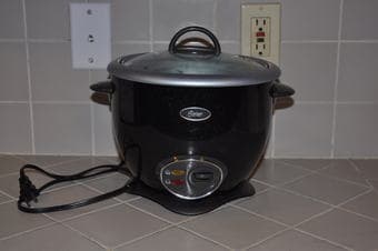 Moving Sale: household Appliances (1) 3