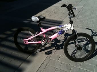 20" girl bike 3