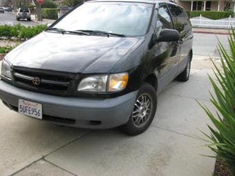 Toyota Sienna 172k miles, $4,800 1