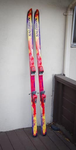 Salomon Equipe 9100 9E 3S skis and Lange F6 ski boots ($20) 1