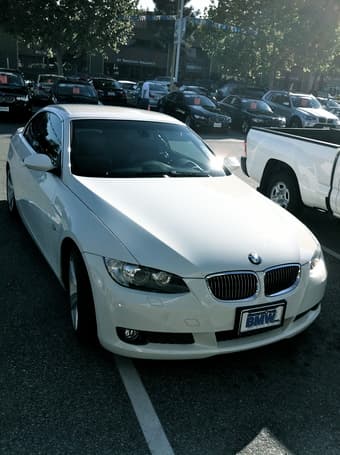 FOR RENT: 2008 BMW 335i white hard-top convertible 1