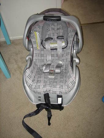 used Graco infant carseat 1