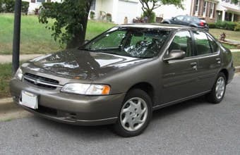 98 Nissan Altima low miles 1