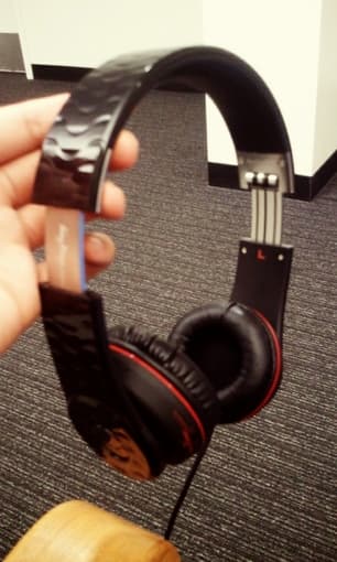 Selling Fanny Wang Headphones 1000series, black, with 2yr warranty 2