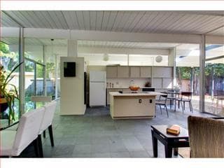 2 Rooms in a large cozy 4 bedroom House Palo Alto. Available immediate 1