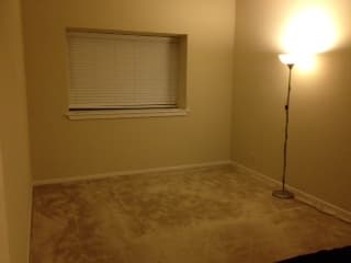 $900 Room with private bathroom 1 year lease (mountain view) 2