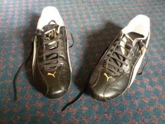 PUMA Mens Soccer Cleats size 9.5   $25 1
