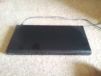 Sony Trinitron WEGA Digital TV. 27 inches. Model # KD-27FS170.For more 2