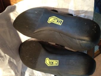 New in Box EVOLV DEFY Climbing Shoes Sz. US 6, EUR 39 3