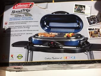 Coleman Roadtrip Grill 1