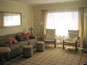 SF Commuter Room w/Parking Fri-Sun nights 1