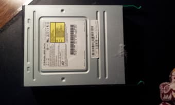 Ram + VGA Card+Keyboard+Intel P4 3.2 GHZ+Speakers 3