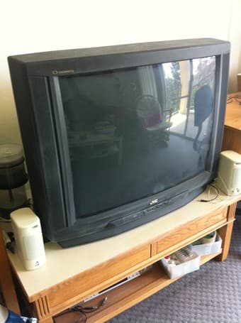 32' JVC TV for $ 45 1