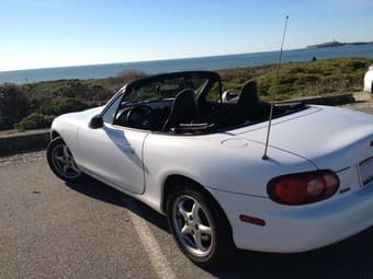 Rare 2001 White MX5 Miata Convertible 1.8 Auto - $8995 1
