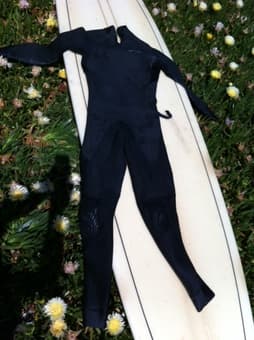 Patagonia Wetsuit R3 $200 1