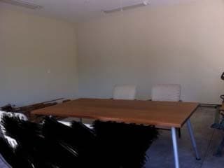 big table for sale 35 $ 1