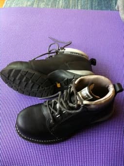 brand new women's hiking boots_size 7_black_ Caterpillar Carlie Steel 1