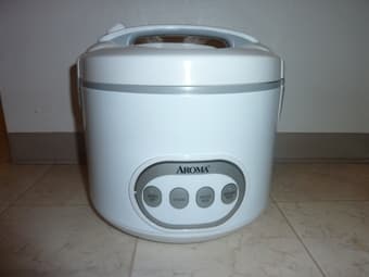 Rice cooker, Honeywell heater, Humidifier 1