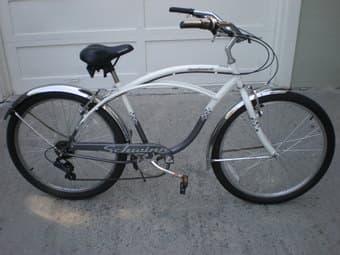 Schwinn Cruiser Bike + Helmet + Bike Light + Bike Lock for Sale 1