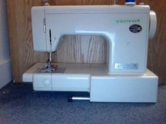 Kenmore Sewing Machine - $20 1