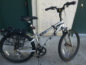 $250 - Giant Sedona DX Bike with Disc Brakes for sale 1