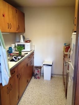 Furnished 1-bedroom apartment for sublet in July in down town Menlo Pa 2