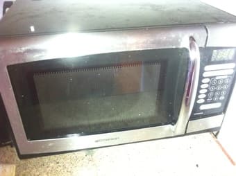 Vaccum cleaner, Microwave, Toaster and cushion 1