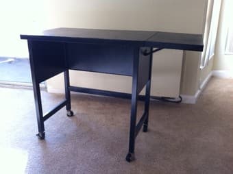 Small Desk 1