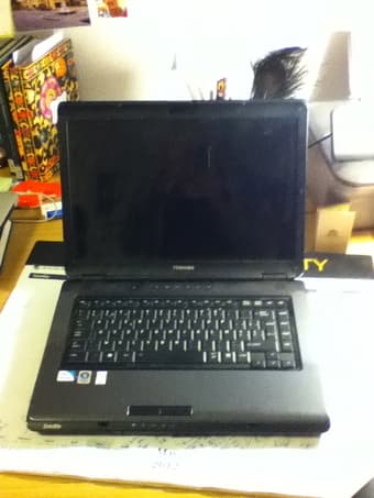 Toshiba Satellite  - 200$ 2