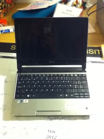 Acer Aspire One 533 Netbook - 170$ 2