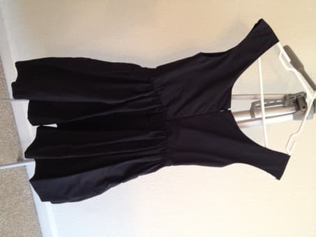 ***NEW BCBGeneration black DRESS size 0 - $40 3