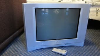 FS: 20" Sony Trinitron CRT TV - $10 1