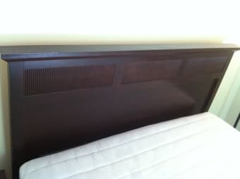 Queen Bed + Mattress + Nightstand + Lamps 2