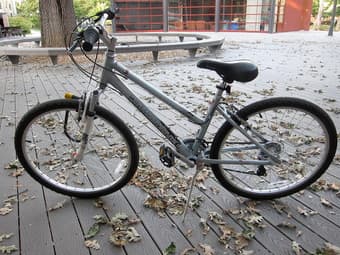 Bike for sale! (FREE unused helmet) 1