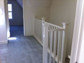 $1400 Top floor in Mountain View Townhome 1 block from Castro St 2