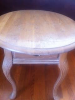 SIDE TABLE $20 1