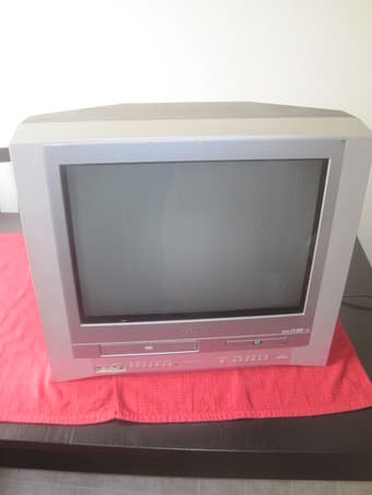 Great TV-DVD Player for sale! Only 20$! 1