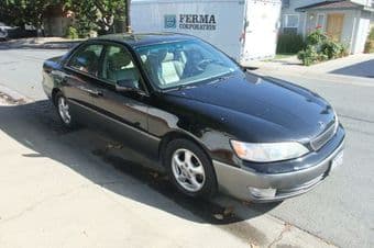 1999 Lexus ES300 Black - Low Mileage, Clean Title - $4750 1