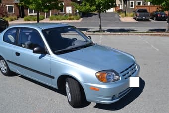 2004 Hyundai Accent Hatchback $4000 (Available July 13th) 1
