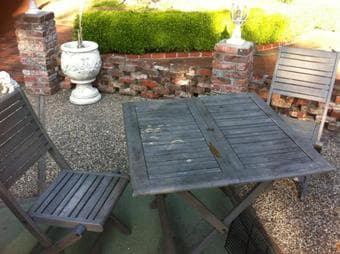 Sell/give away: lawn table and chairs set 1