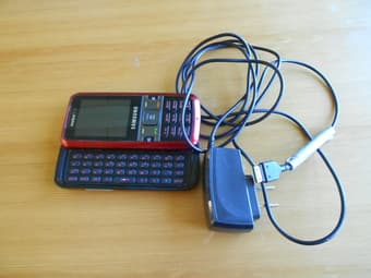 Sumsung  Cell Phone for Sale: $20 2