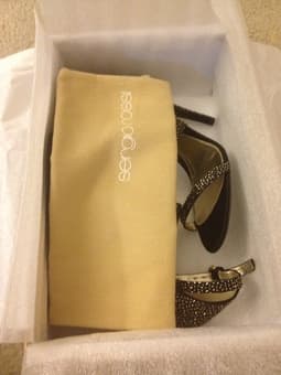 Beautiful Sergio Rossi (sz 6) heels - new in box - $175 OBO 3