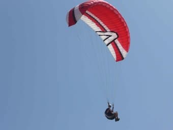 Paraglider package - wing, harness, reserve, helmet 1