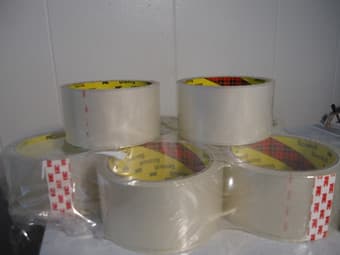 3M lightly weight package tape 1